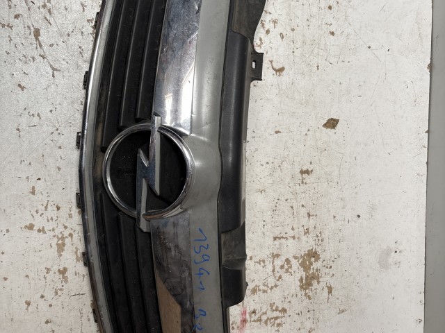 13941 Opel Zafira B 2005-2014 2005-2014 Díszrács Használt  