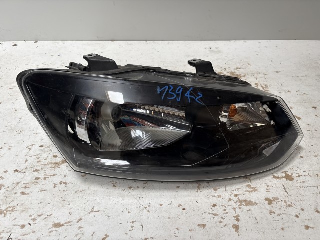 13942 Volkswagen Polo 6r 2009-2017 Jobb első Lámpa