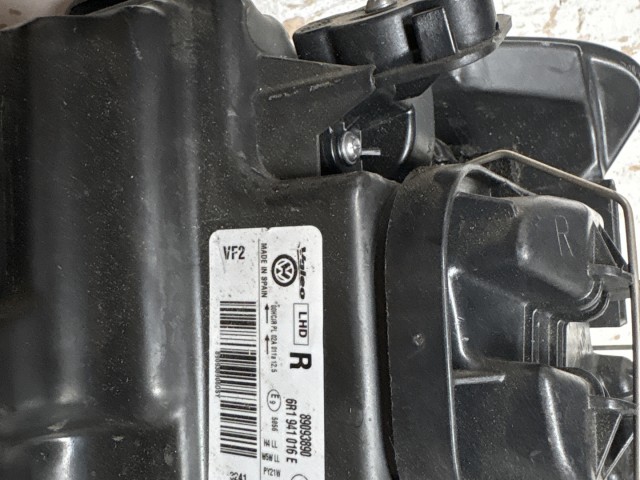 13942 Volkswagen Polo 6r 2009-2017 Jobb első Lámpa