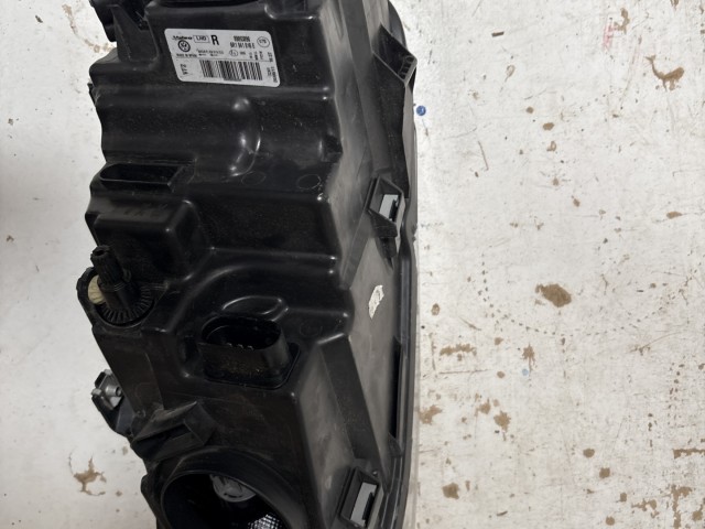 13942 Volkswagen Polo 6r 2009-2017 Jobb első Lámpa