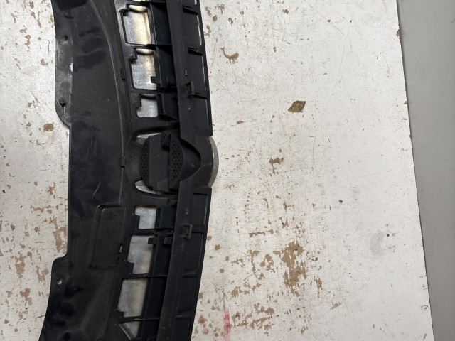 13953 Opel Astra H 2004-2010 Díszrács Használt Felső 2005