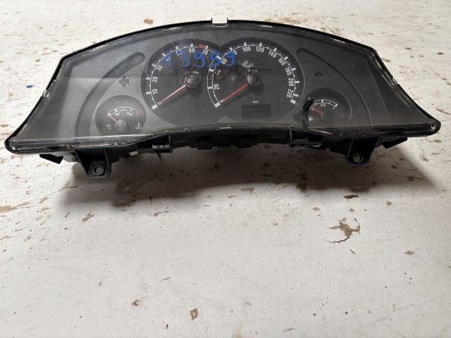 Opel Meriva A 2003-2010 Óracsoport Használt 