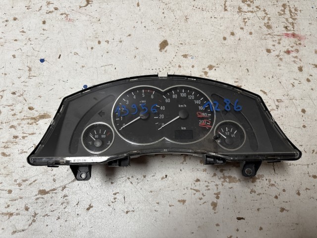 Opel Meriva A 2003-2010 Óracsoport Használt 