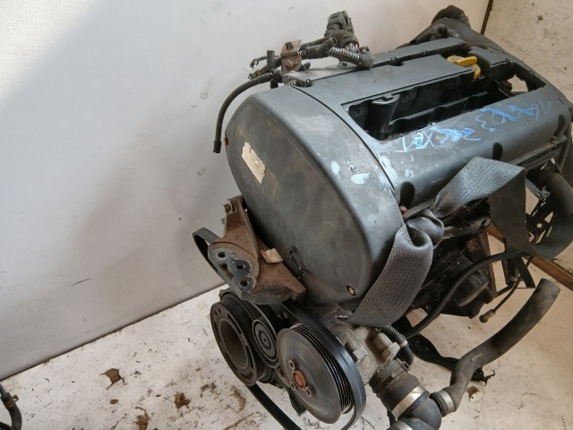 Opel Zafira B Z16xe1 Motor 