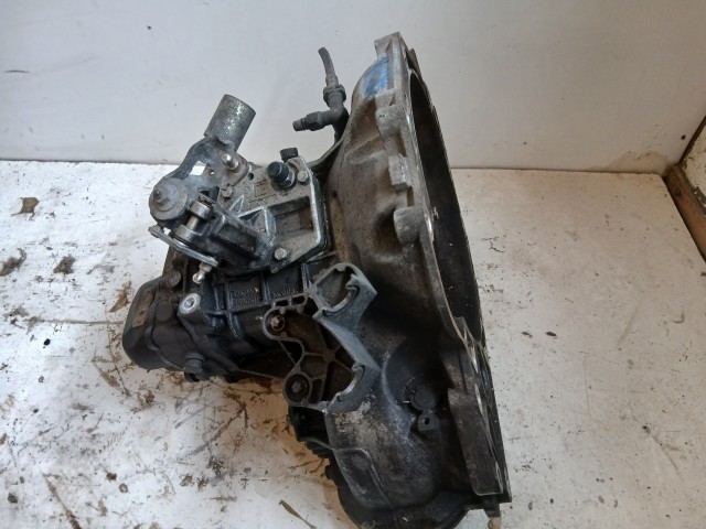 Opel Astra J 1.6 Váltó Használt A16xer