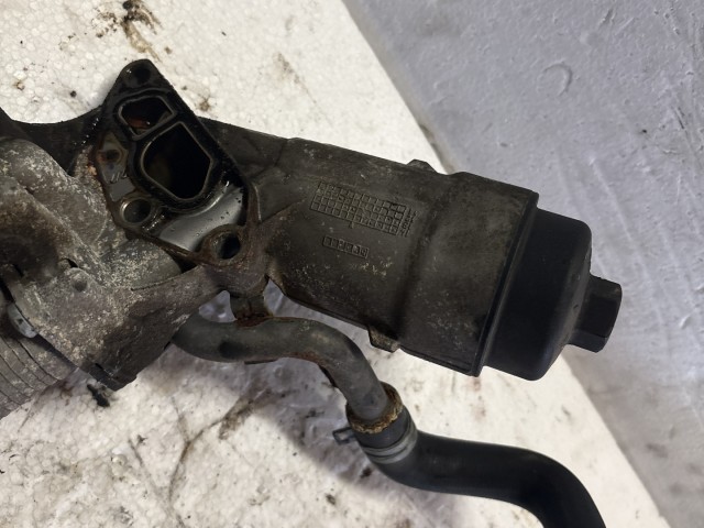 Opel Astra J A14NET Olajszűrőház