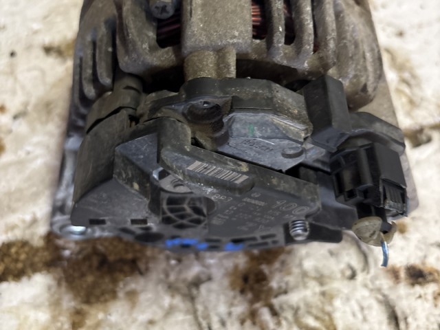 Opel Corsa D Z14XEP Generátor