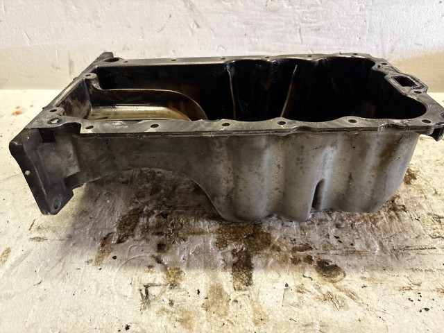 Opel Corsa D A14XER Olajteknő