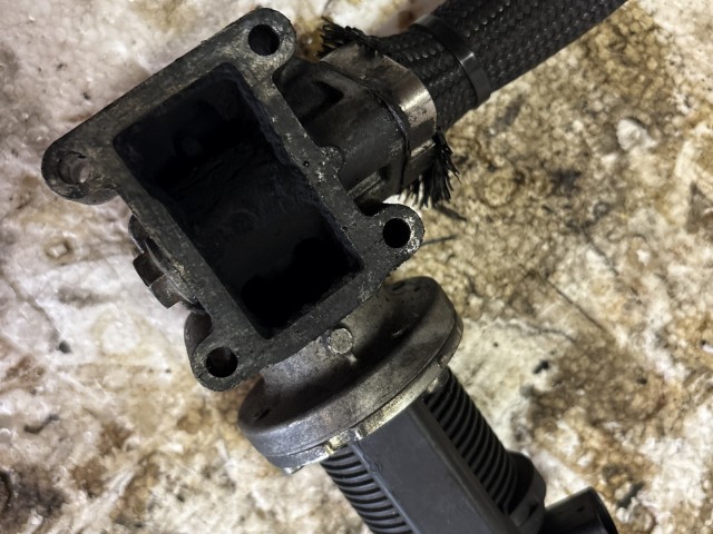 Opel Zafira B Egr szelep Használt Z19DTh