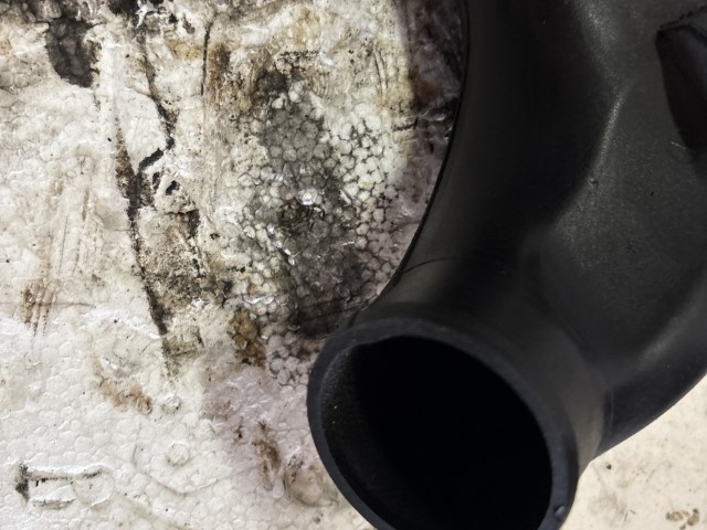 Opel Zafira B Turbócső Használt Z19DTH
