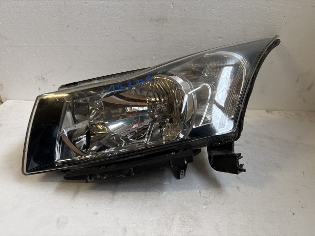 14201 Chevrolet Cruze 2010-2014  Bal első Lámpa Fényszóró