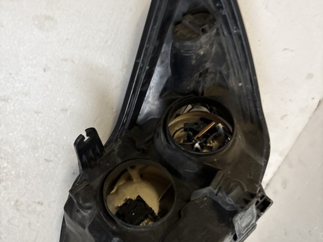 14206 Ford Focus II. 2004-2011 Jobb első Lámpa Fényszóró