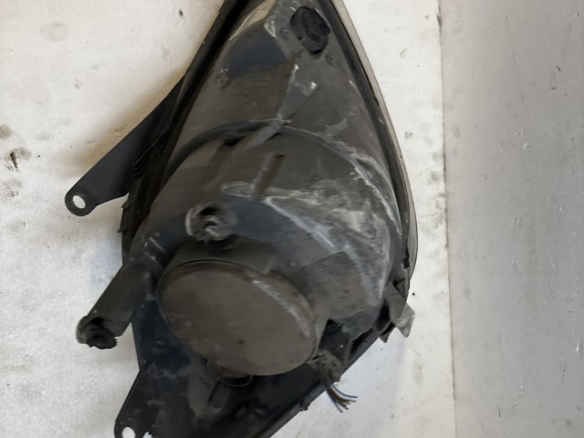 14210 Ford Fiesta v 2004-2008 Bal első Lámpa Fényszóró