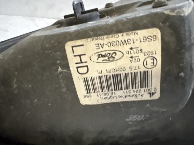 14210 Ford Fiesta v 2004-2008 Bal első Lámpa Fényszóró