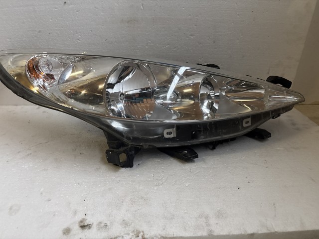 14215 Peugeot 207 2006-2014 Jobb első Lámpa Fényszóró