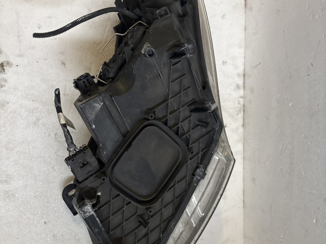 14220 Renault Megane III. 2008-2016 Jobb első Lámpa Fényszóró