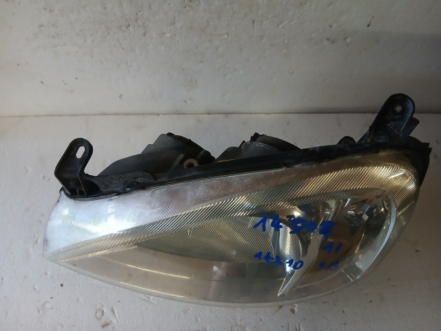 14310 Opel Corsa C Bal első Lámpa Fényszóró