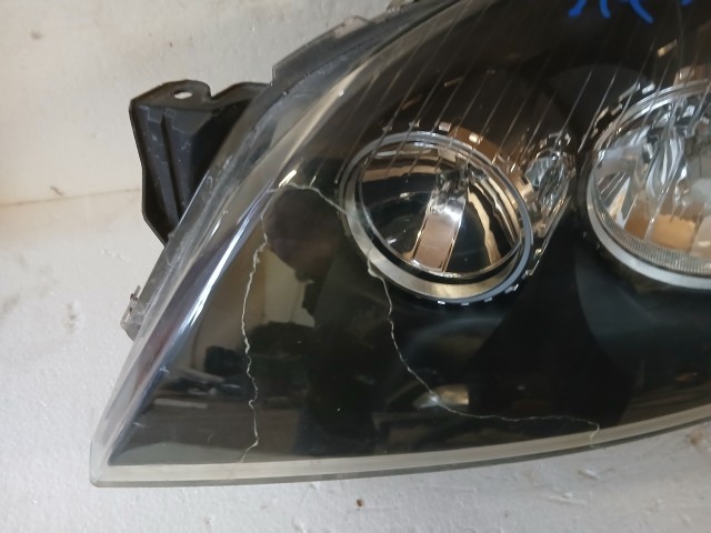 14307 Opel Astra H Bal első Lámpa Fényszóró