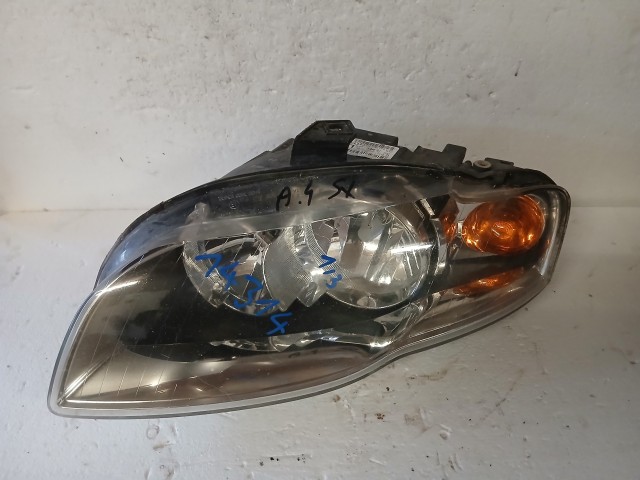 14314 Audi A4 B7  Bal első Lámpa Fényszóró