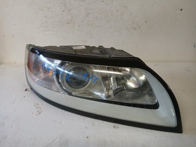 14317 Volvo V50 Jobb első Lámpa Fényszóró