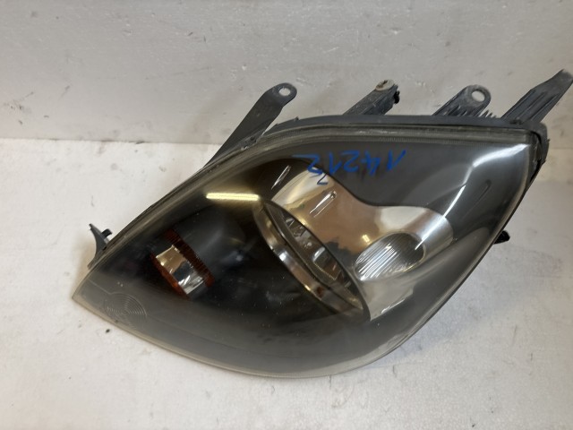 14212 Ford Fiesta v 2004-2008 Bal első Lámpa Fényszóró