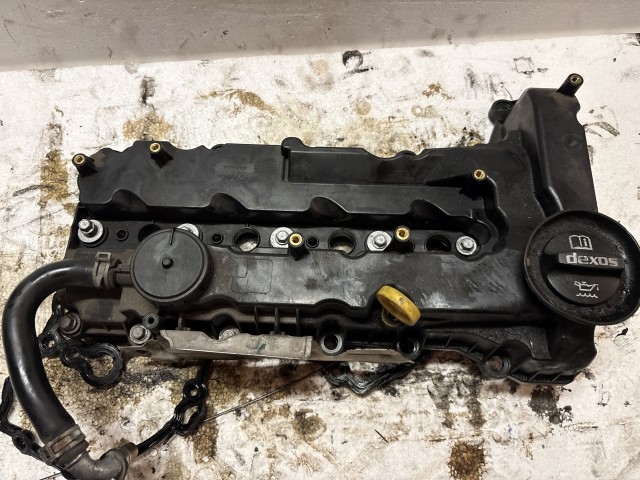 Opel Astra K 2015-2021 Szelepfedél Használt B16dtu   