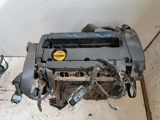 Opel Zafira B Z16xe1 Motor 