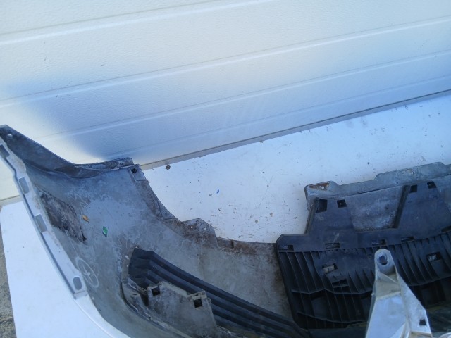 14342 Opel Zafira B 2005-2008 első Lökhárító Ezüst Z157