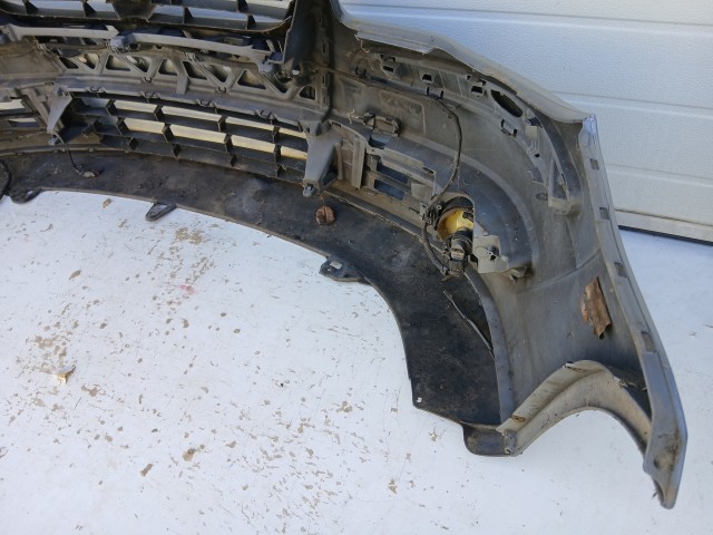 14343 Volkswagen Touran 2003-2015 első Lökhárító Kékesezüst