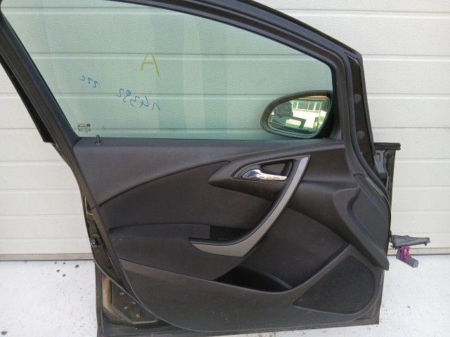 14392 Opel Astra J 2009-2015 Bal első Ajtó Fekete Z22c