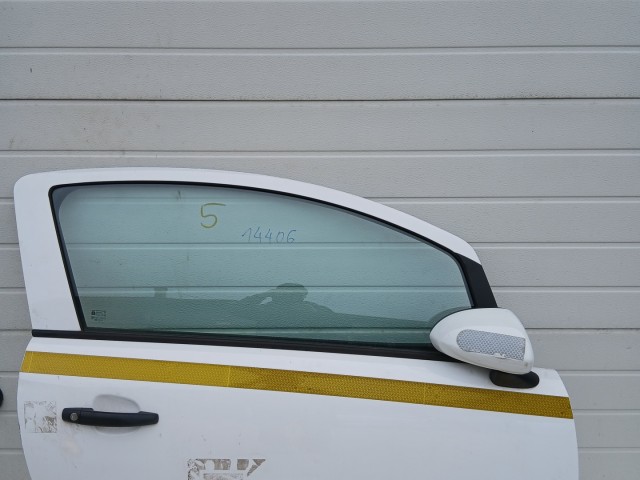 14406 Opel Corsa E 2014-2019 Jobb első  Ajtó Fehér Y40r 3 ajtós