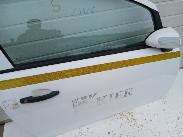 14406 Opel Corsa E 2014-2019 Jobb első  Ajtó Fehér Y40r 3 ajtós