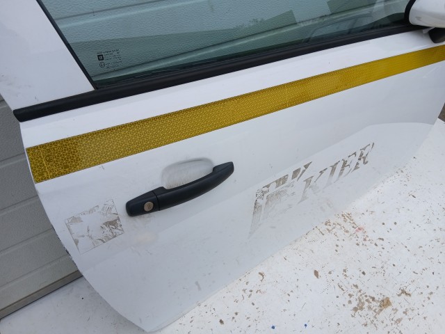 14406 Opel Corsa E 2014-2019 Jobb első  Ajtó Fehér Y40r 3 ajtós