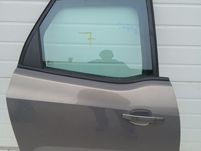 14416 Opel Meriva B 2010-2017 Jobb hátsó Ajtó Használt Barna Z40w