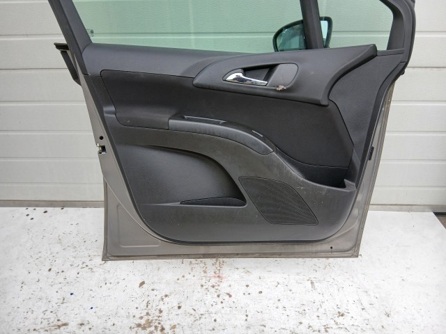 14417 Opel Meriva B 2010-2017 Bal első Ajtó Használt Barna Z40w