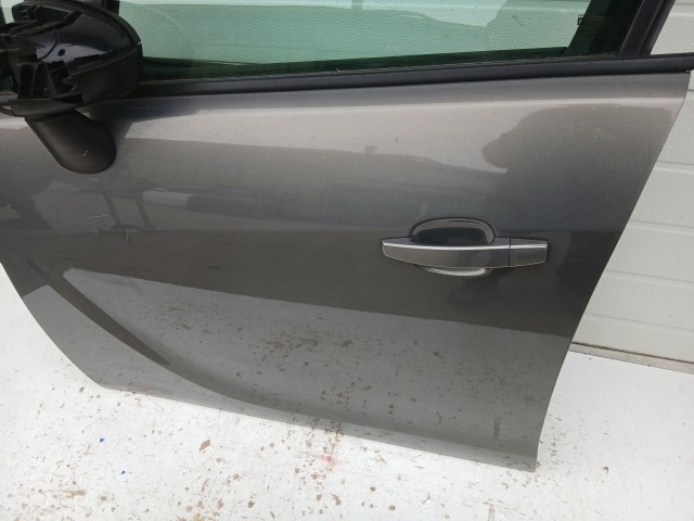 14417 Opel Meriva B 2010-2017 Bal első Ajtó Használt Barna Z40w
