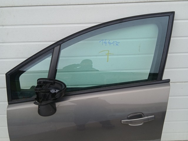 14417 Opel Meriva B 2010-2017 Bal első Ajtó Használt Barna Z40w