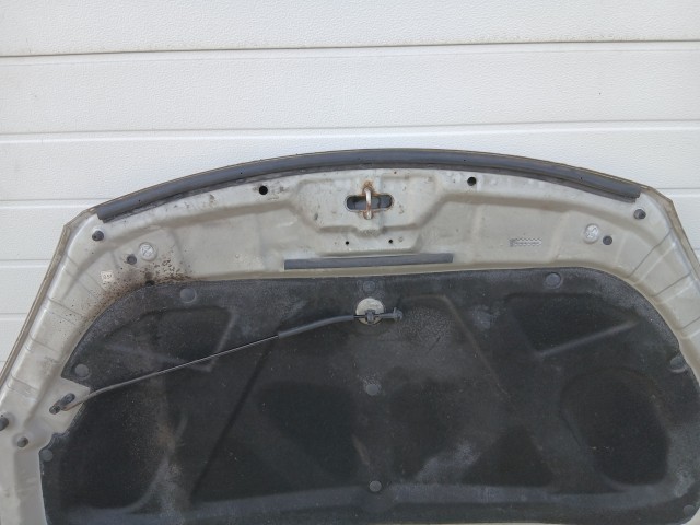 14423 Kia Ceed I. 2007-2012 Motorháztető Használt Ezüst  