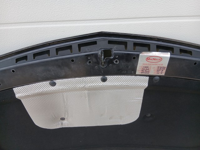 14427 Opel Astra J 2009-2015 Motorháztető Használt Fekete Z22c 