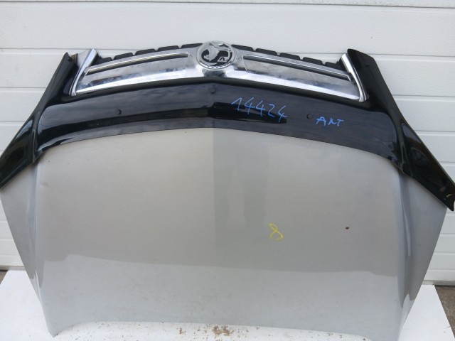14424 Opel Antara 2006-2015 Motorháztető Használt Ezüst Z176 