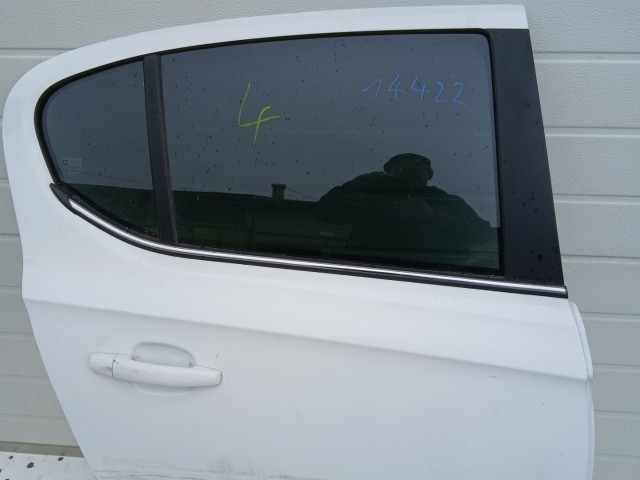 14422 Opel Corsa E 2014-2019 Jobb hátsó Ajtó Fehér karcos