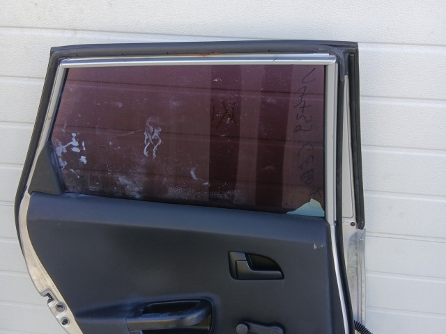 14439 Kia Ceed I. 2007-2012 kombi Bal hátsó Ajtó Ezüst