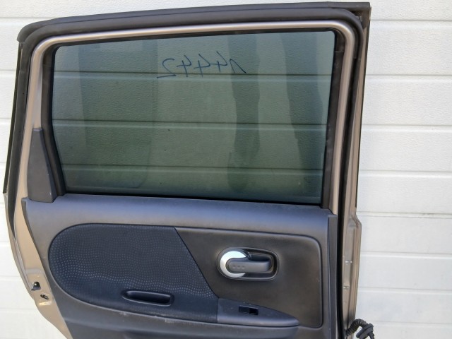 14442 Nissan Juke  2010 Bal hátsó Ajtó Szürke