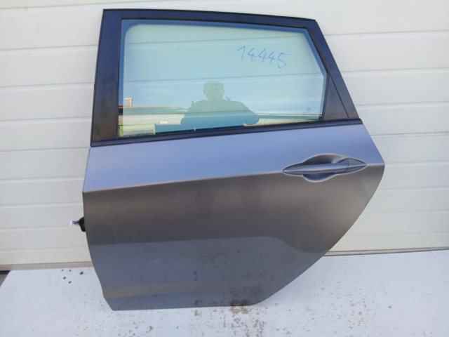 14445 Hyundai I 30 gd 2012-2017 Bal hátsó Ajtó Grafit