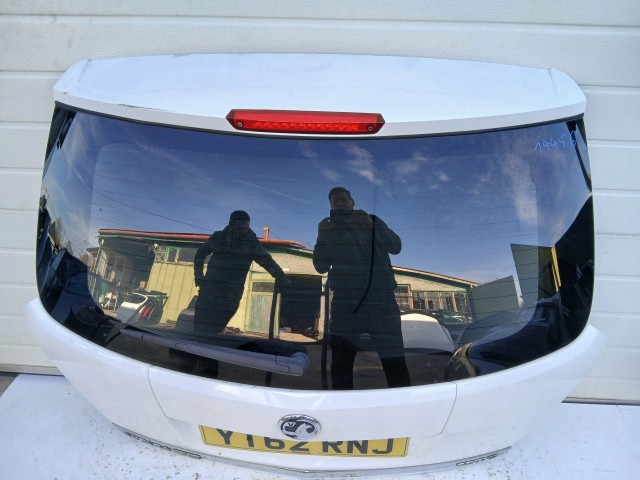 14456 Opel Antara 2006-2015 Csomagtérajtó Fehér Z40r