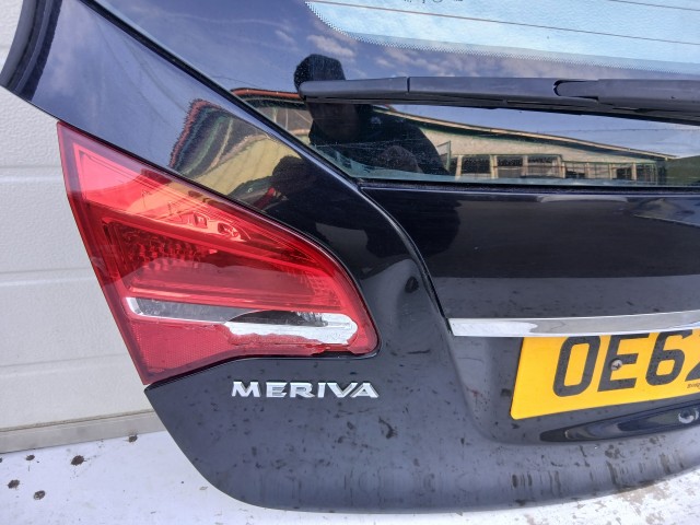 14458 Opel Meriva B 2010-2017 Csomagtérajtó Fekete Z22c