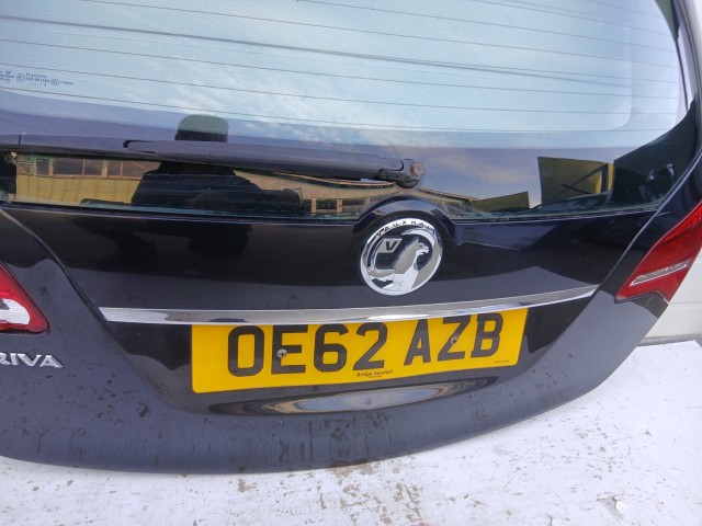 14458 Opel Meriva B 2010-2017 Csomagtérajtó Fekete Z22c