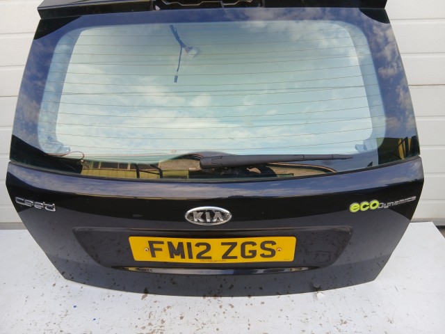 14463 Kia Ceed I. kombi 2007-2012 Csomagtérajtó Használt  Fekete