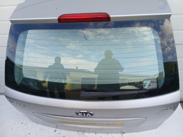 14464 Kia Ceed kombi 2007-2012 Csomagtérajtó Használt  Ezüst