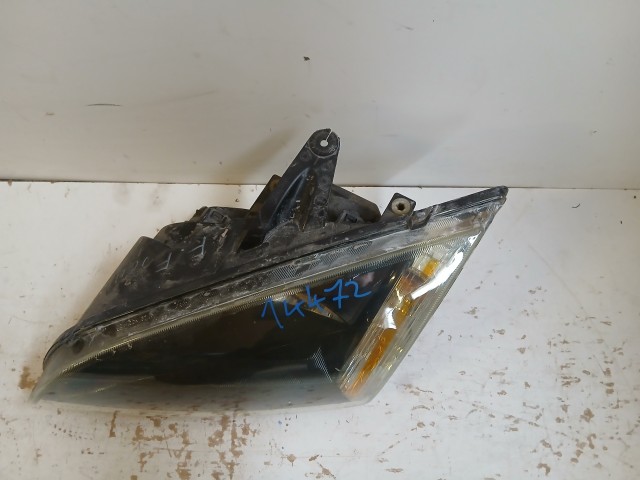 14472 Ford Focus II. 2004-2011 Bal első Lámpa Fényszóró